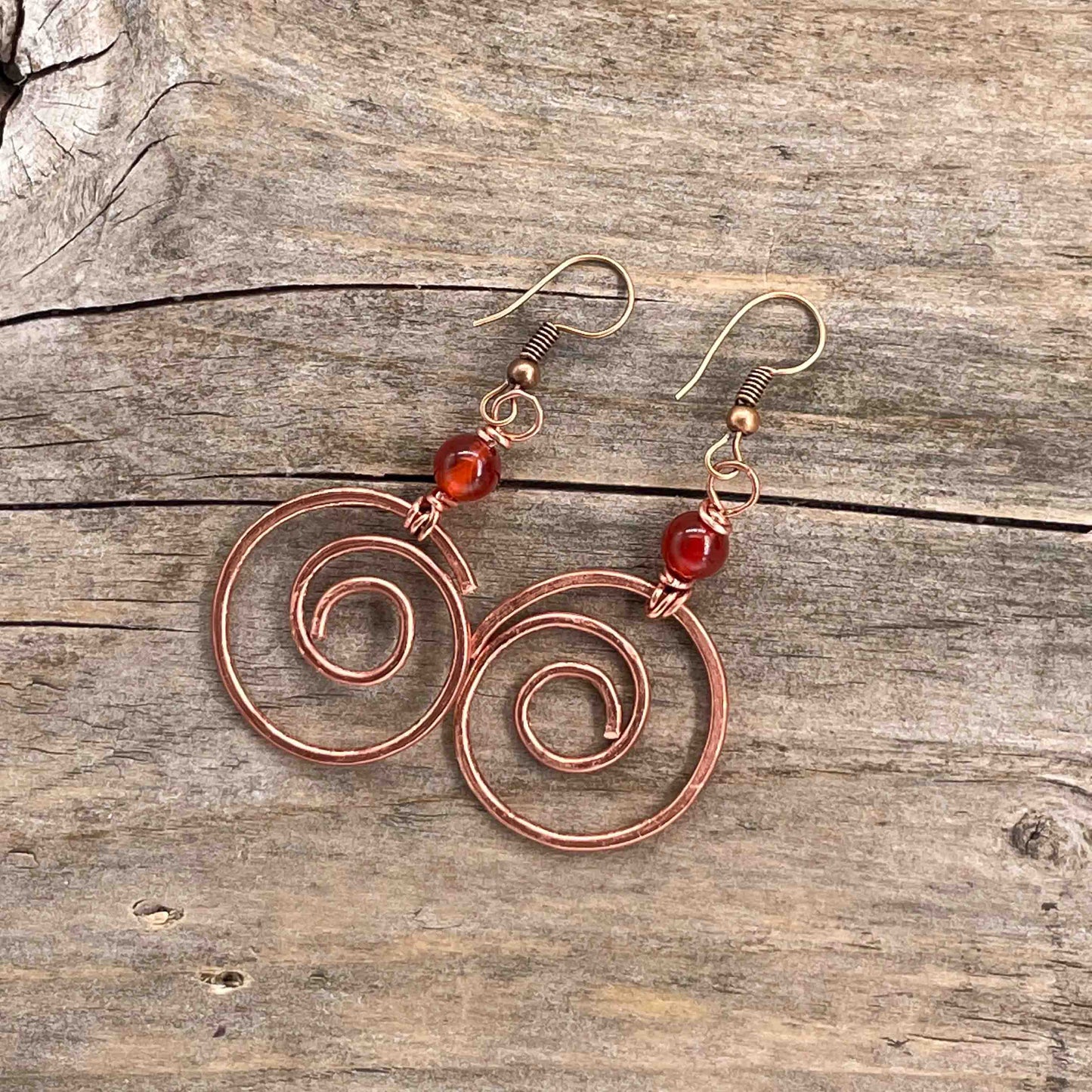 Øredobber i Kobber med Karneol - 55 mm - 257