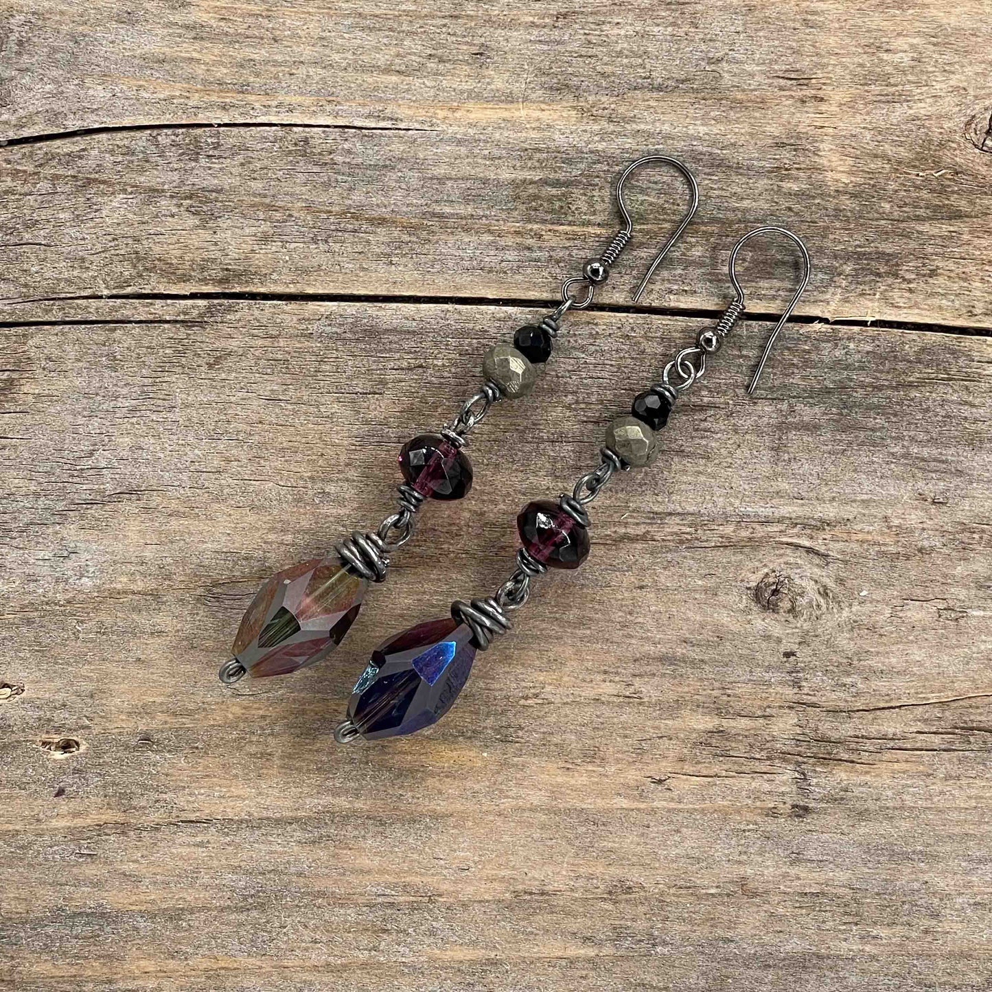 Gunmetal Øredobber med Pyritt - 75 mm - 300