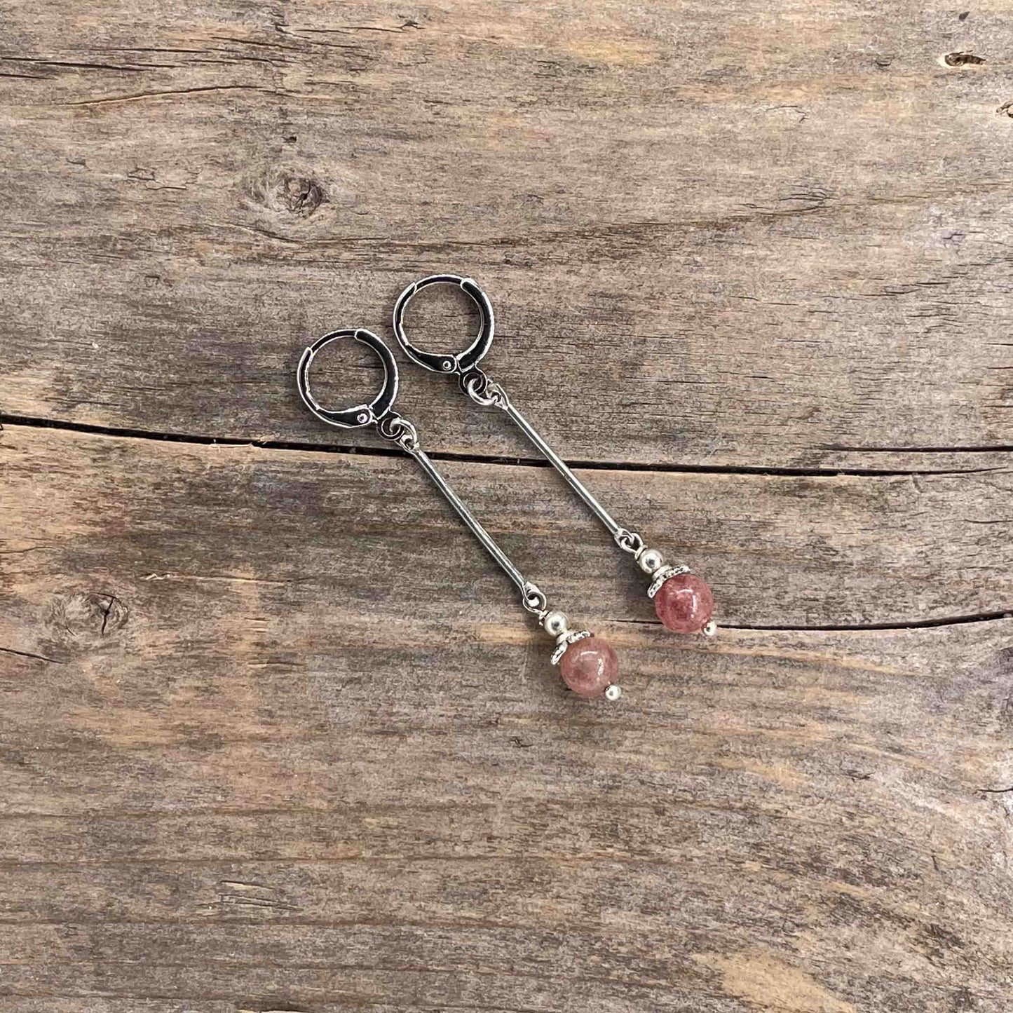 Øredobber i Sølv med Jordbær Quartz - 55 mm - 439