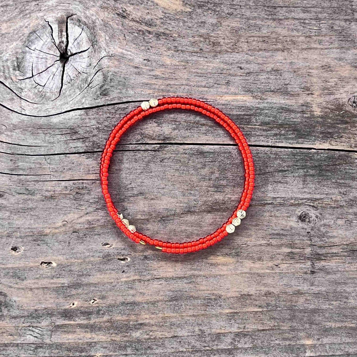 Messing Armebånd Memorywire med Seed Beads - 618