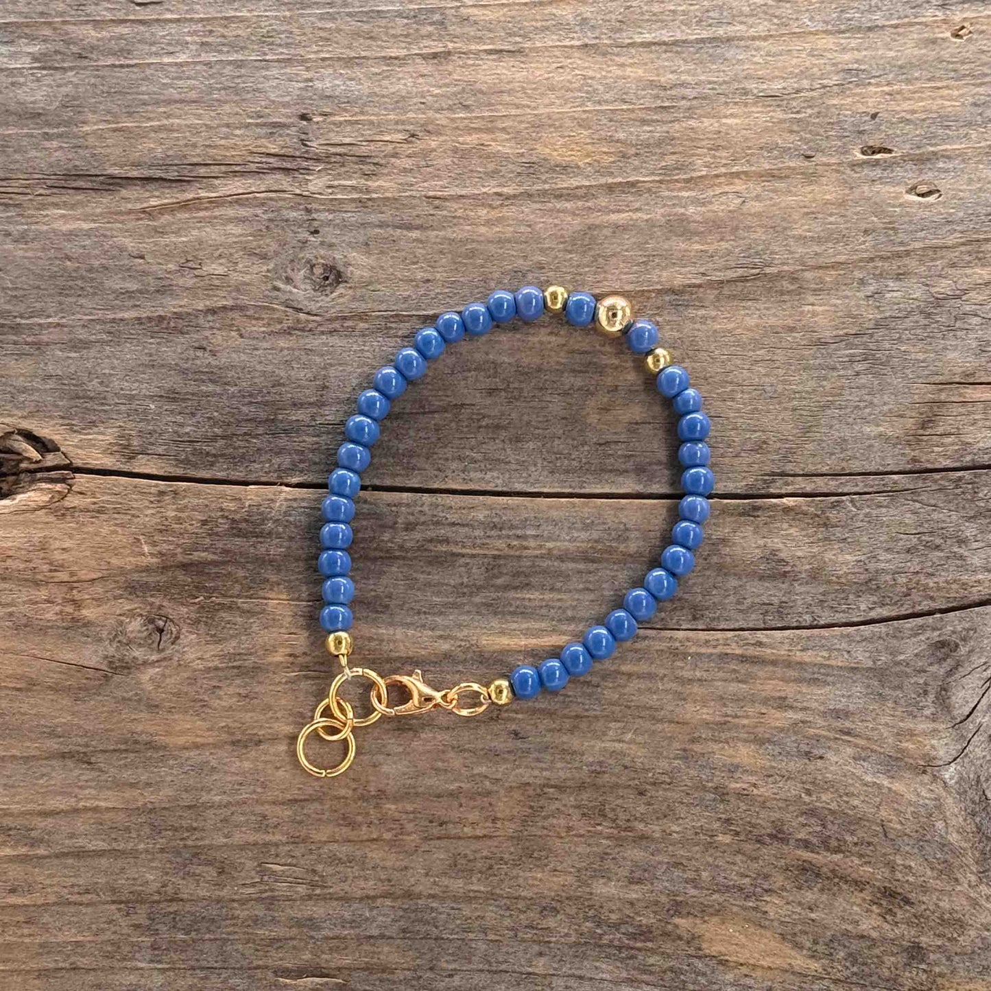 Messing Armbånd med Glass (5 mm mørkblå)