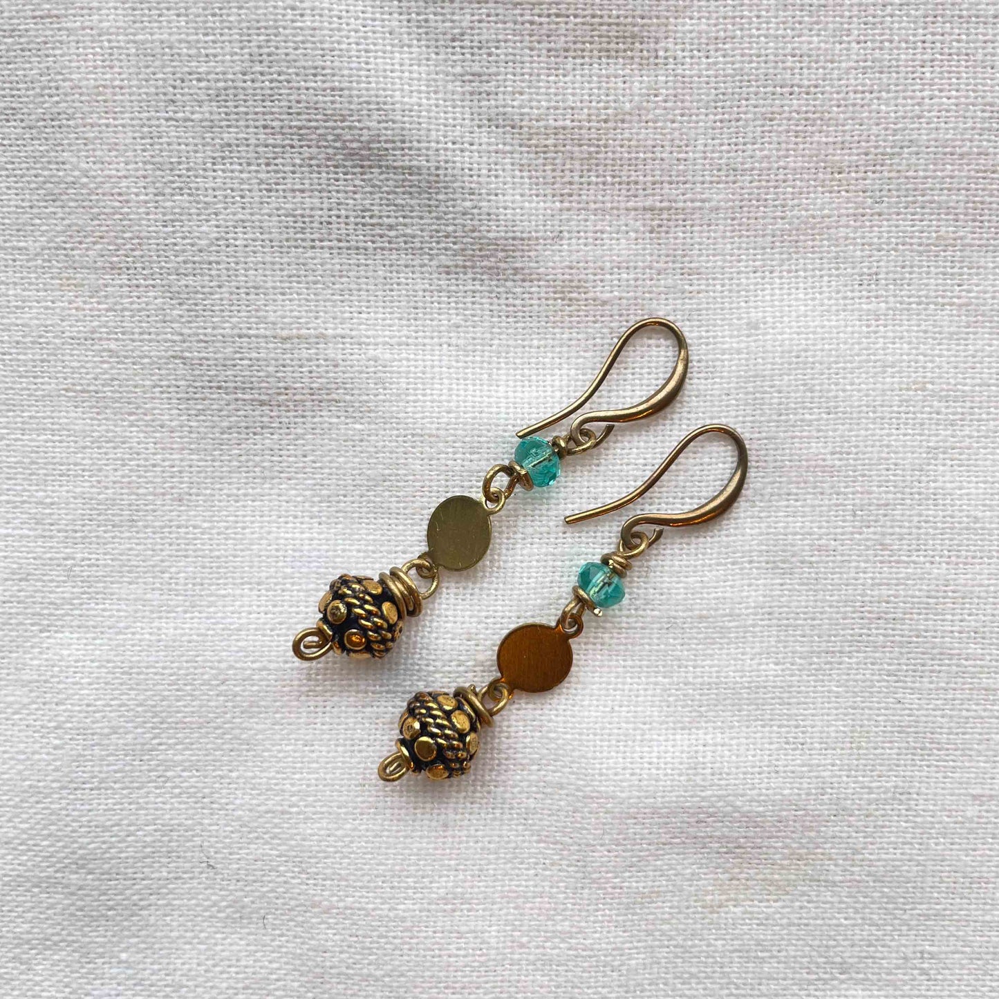 Øredobber i Messing med Glassperle - 50 mm - 18