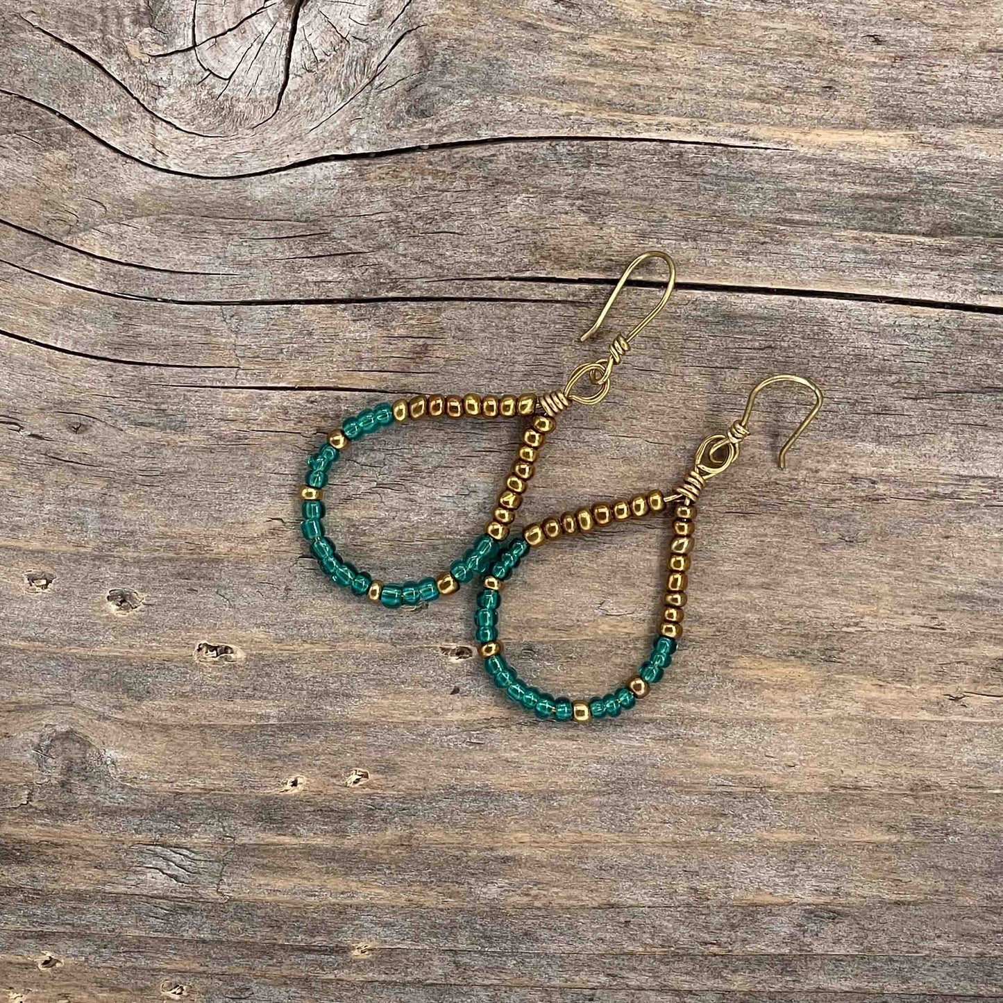 Messing Hoops med Seed Beads - 60 mm - 96