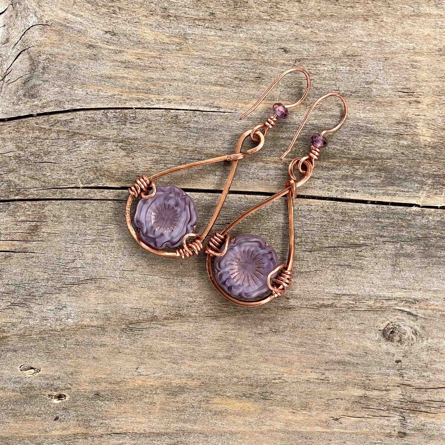 Øredobber i Kobber med Glassperler - 55 mm - 221