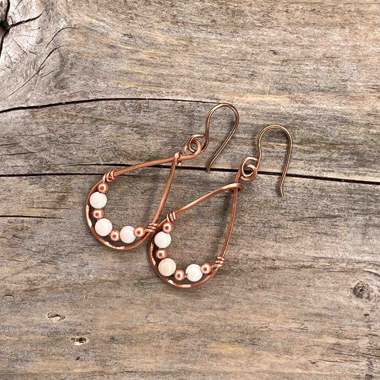 Øredobber i Kobber med Fossil River Stone - 50 mm - 261