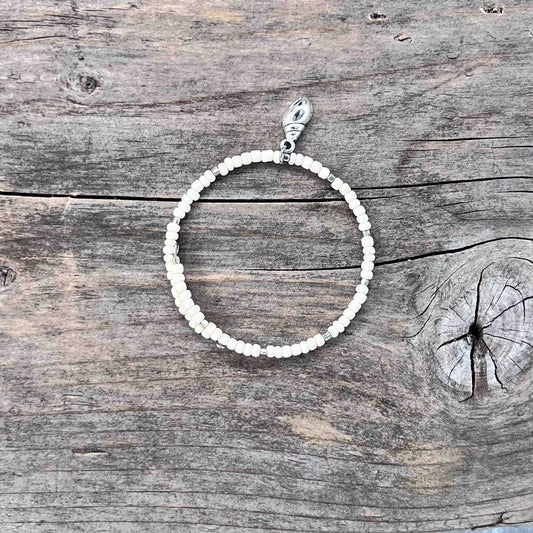 Sølv Armebånd Memorywire med Seed Beads - 689