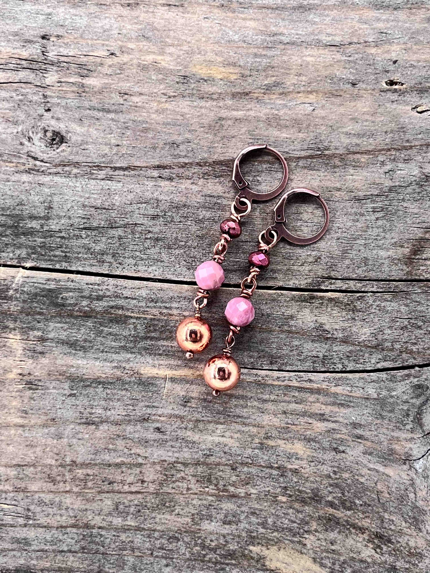 Øredobber i Kobber med Rhodonitt - 55 mm - 814