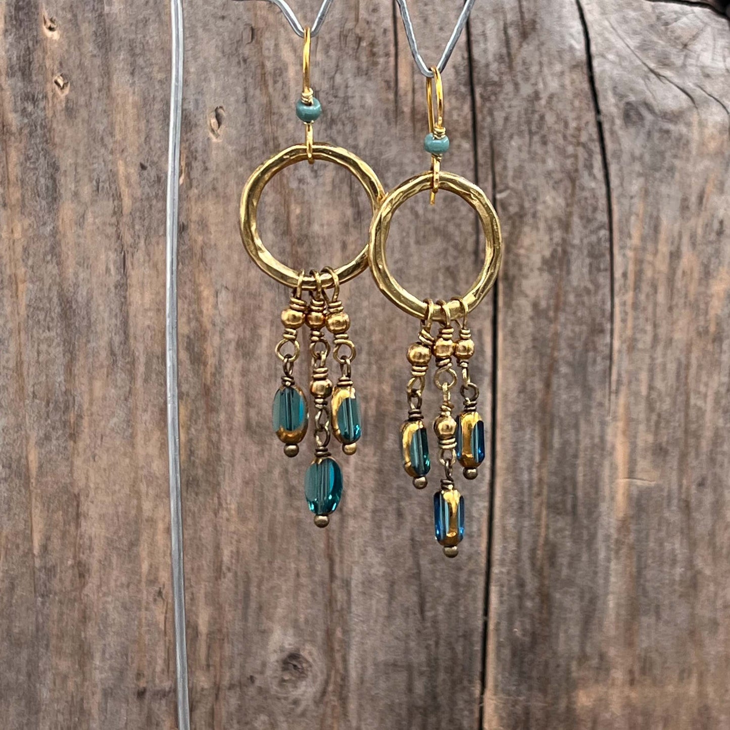 Øredobber i Messing med Glassperle - 55 mm - 879