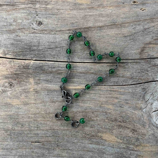 Gunmetal Armbånd med Glass (3mm grønne)
