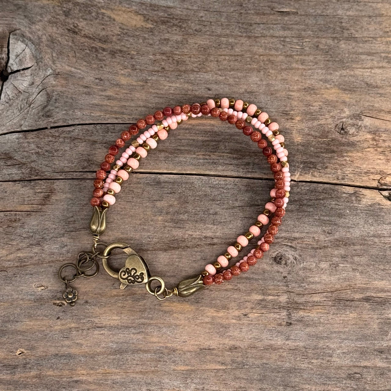 Messing Armbånd med Aventurin (brun)/glass